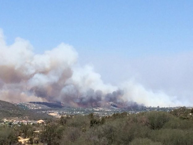 Carlsbad fire from Encinitas, Photo credit: Laura