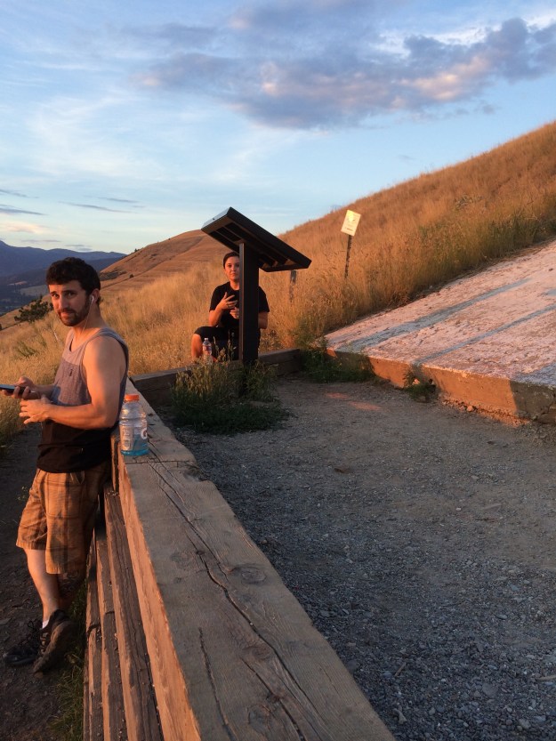 people-viewing the M