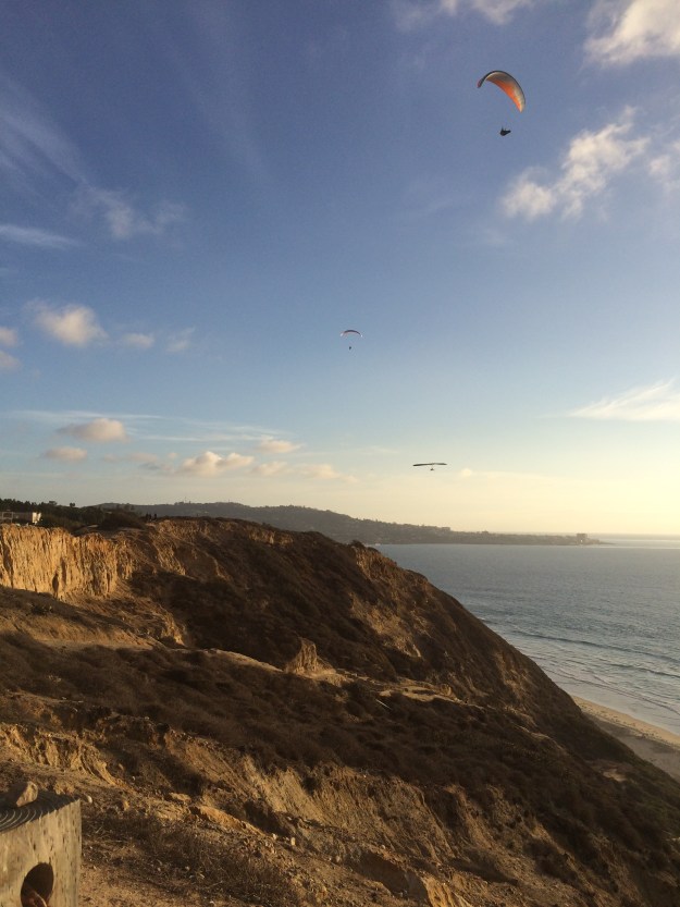 three gliders off the cliffs
